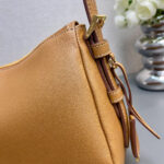 Prada Aimee medium leather shoulder bag - Image 6