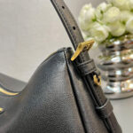 Prada Aimee medium leather shoulder bag - Image 6