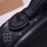 LV Bumbag - Image 6