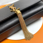 YSL kate medium tassel in grain de poudre embossed leather - Image 6