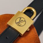LV Hobo MM - Image 6