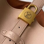 LV Low Key Hobo PM - Image 6