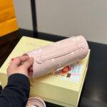 LV Pochette Métis East West - Image 6