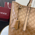 GG Emblem large tote bag - Image 6