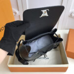 LV LOCKME BACKPACK - Image 6