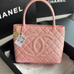 CHANEL Medallion Tote Bag - Image 6