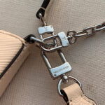 LV MARELLE HANDBAG - Image 6