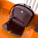 YSL Mini VOLTAIRE TOP HANDLE bag in patent leather - Image 6