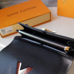 Louis Vuitton TWIST WALLET - Image 6