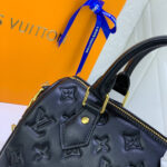 Louis Vuitton SPEEDY BANDOULIERE 22 - Image 6