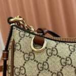 GG Emblem small shoulder bag - Image 6