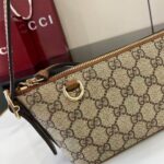 GG Emblem small shoulder bag - Image 6