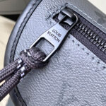 LV Pulse Wearable Wallet G65 - Image 6