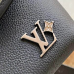 LV Pulse Wearable Wallet G65 - Image 6