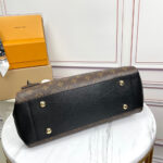 Louis Vuitton SURENE MM - Image 6