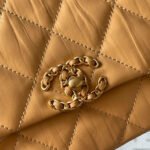 CHANEL MINI FLAP - Image 6
