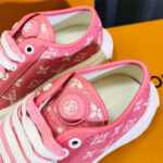 LV SQUAD SNEAKER - Image 6