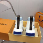 LV SQUAD SNEAKER - Image 6