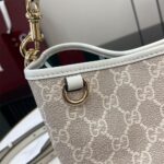 GG Emblem small bucket bag - Image 6