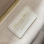 Medium Lady Dior Bagn - Image 7