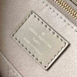 LV Onthego MM - Image 7