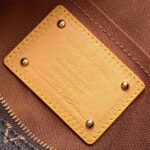 LV Keepall Bandoulière 25 - Image 7