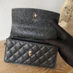 CHANEL Clutch With Chain(high-end grade) - Image 7