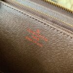 LV Zippy Wallet - Image 7