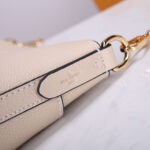 LV Lock and Walk - Image 7