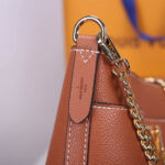 LV Lock and Walk - Image 7