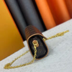 LV Pochette Camille - Image 7