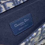 Dior 30 Montaigne East-West Bag with Chain - Image 7