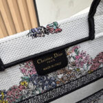 Dior Lucky Medium Dior Book Tote - Image 7