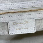 Dior Medium Dior Voyage Bag(HIGH-END GRADE) - Image 7