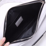 LV Outdoor Messenger - Image 7