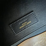 YSL envelope medium in grained leather - Image 7