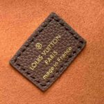 LV Low Key Cabas MM - Image 7