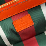 GG Emblem medium tote bag - Image 7