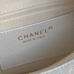 CHANELMaxi Hobo Bag（High-end grade） - Image 7