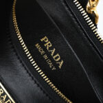 Prada Arque leather shoulder bag - Image 7