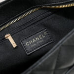 CHANEL Medallion Tote Bag - Image 7
