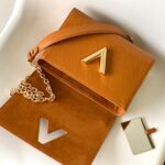 LV Twist MM - Image 6