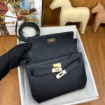 Hermes Kelly Depeches 25 Pouch - Image 7
