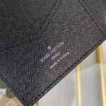 LV PASSPORT COVER - Image 7