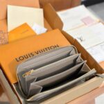 LV Zippy Wallet - Image 8