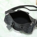 LV Keepall Bandoulière 35 - Image 8