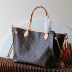 LV Neverfull Bandouliere Inside Out MM - Image 8