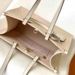 LV Onthego MM - Image 8