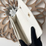 CHANEL Clutch With Chain(high-end grade) - Image 8