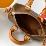 LV Keepall Bandoulière 25 - Image 8